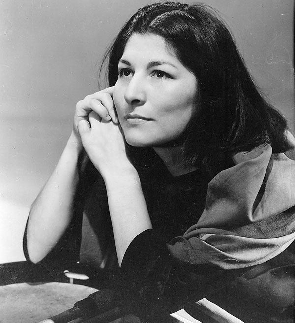 What is the Astrological Sign of Mercedes Sosa?