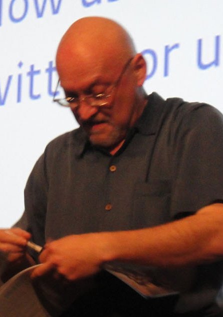 In What Astrological Sign was Frank Darabont Born?