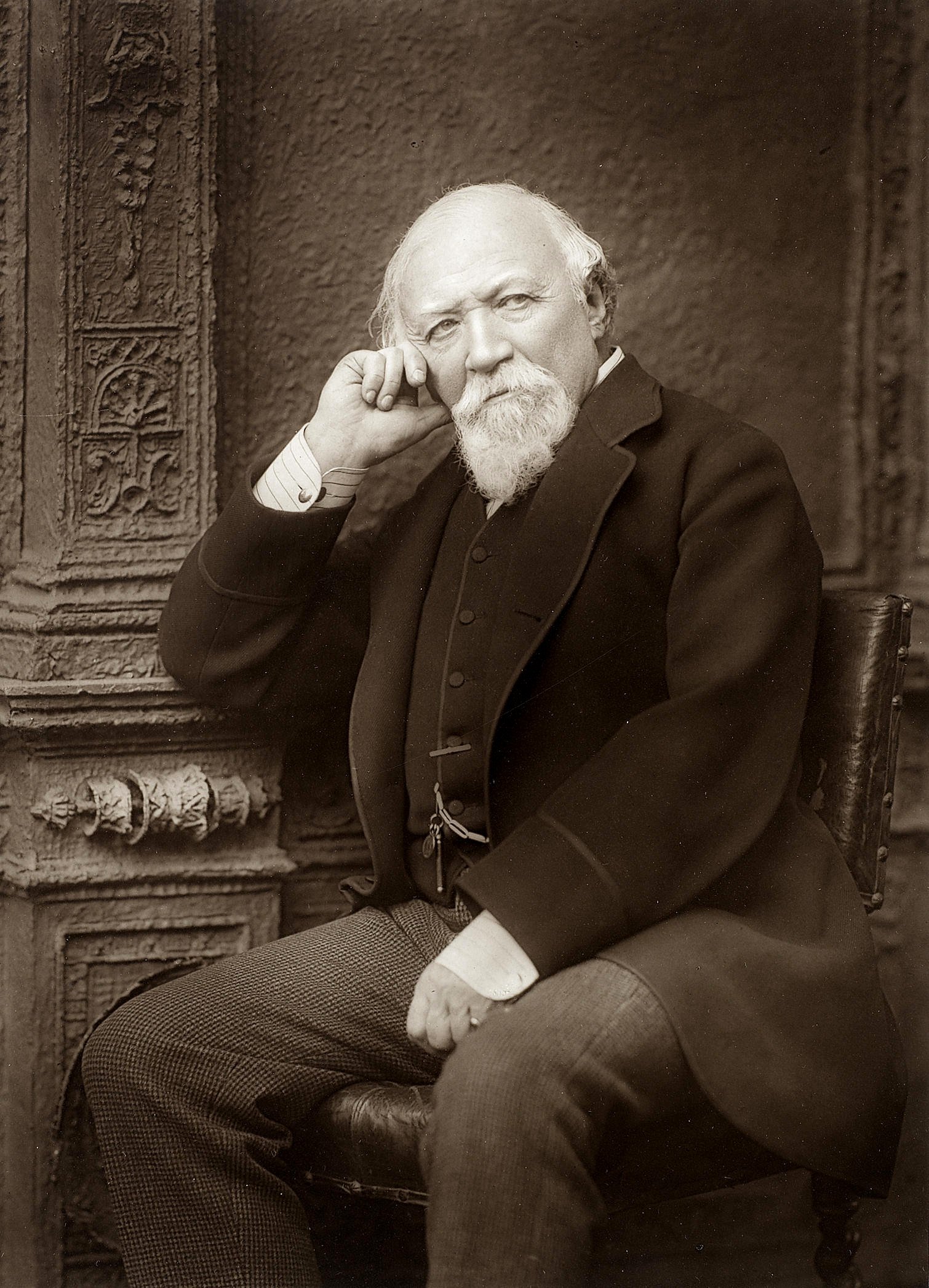 What is the Star Sign of Robert Browning?